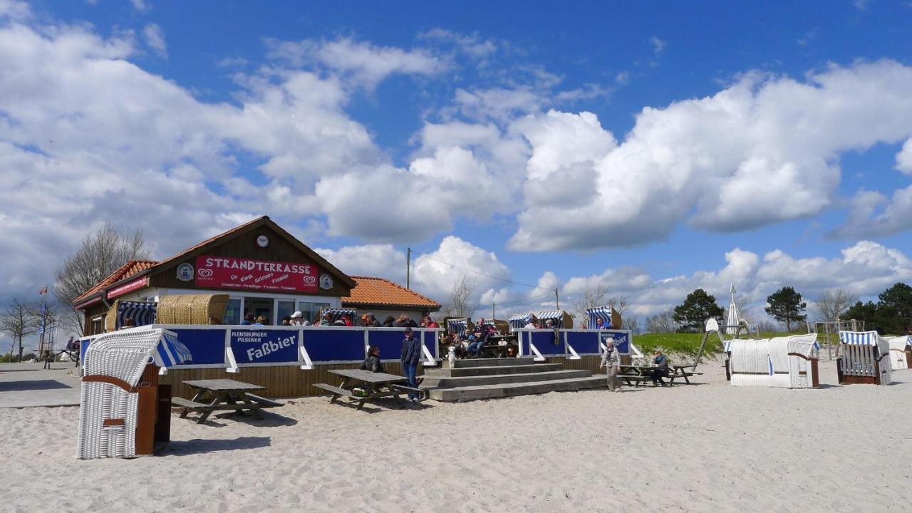 Seeblick II - Gemuetliche 60Qm - Ganzes Haus - 50M Zum Naturstrand - Mit Terrasse Und Grossem Garten Glücksburg Zewnętrze zdjęcie